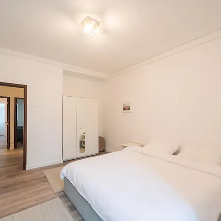 アパート Gem - Cosy, Spacious & Close To The